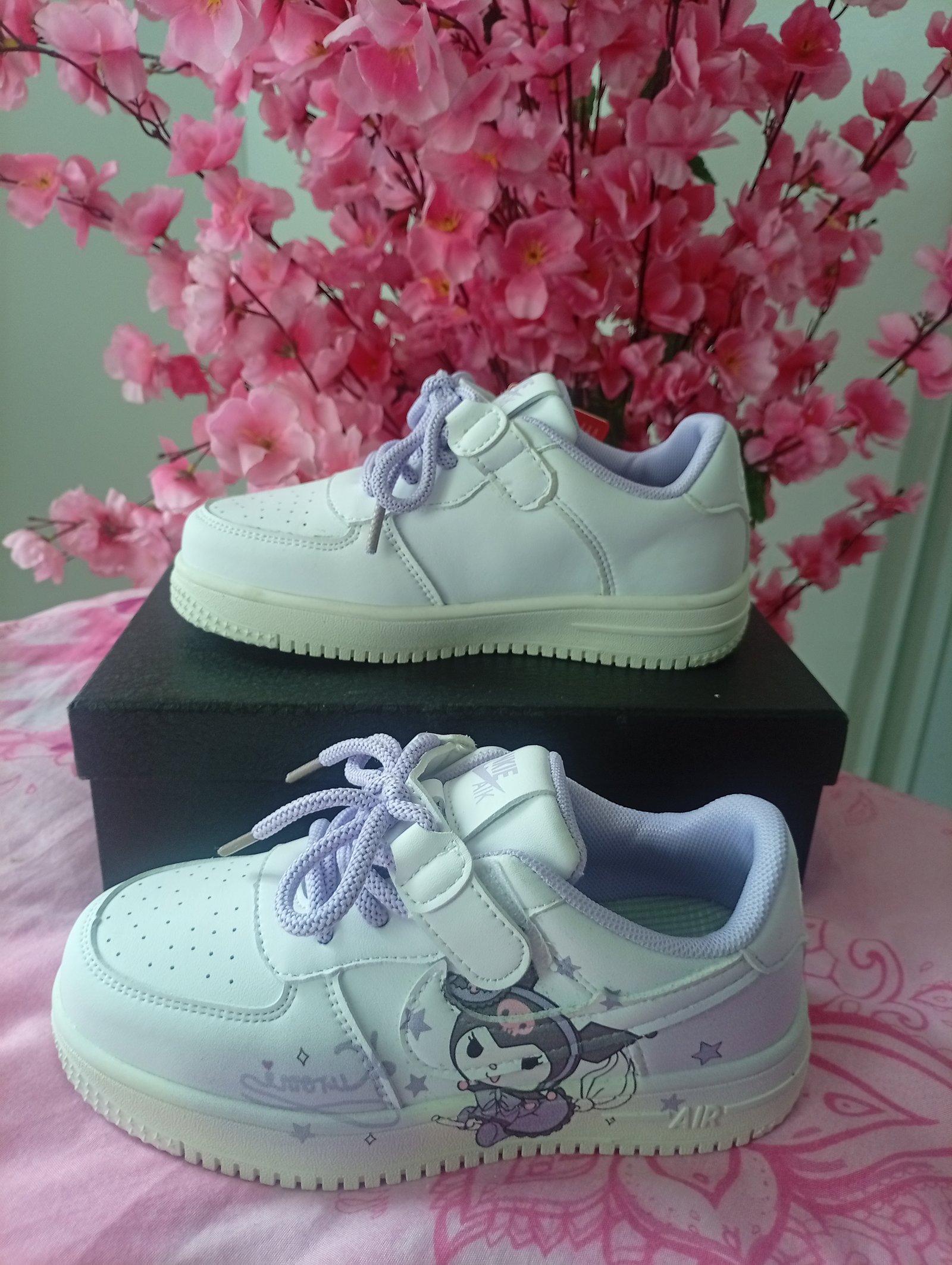 Sneakers 16