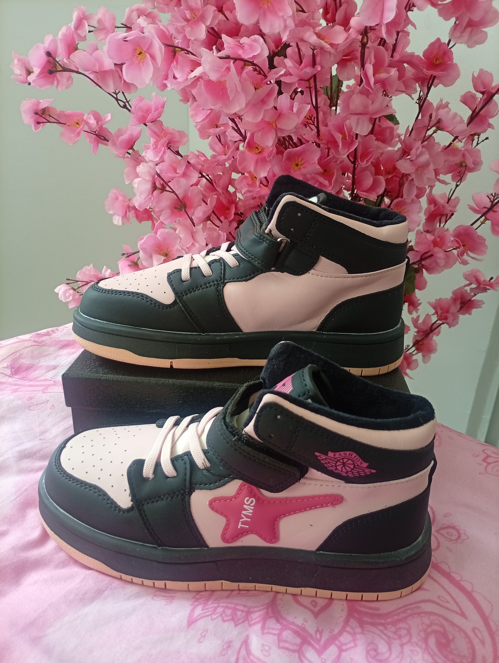 Sneakers 20