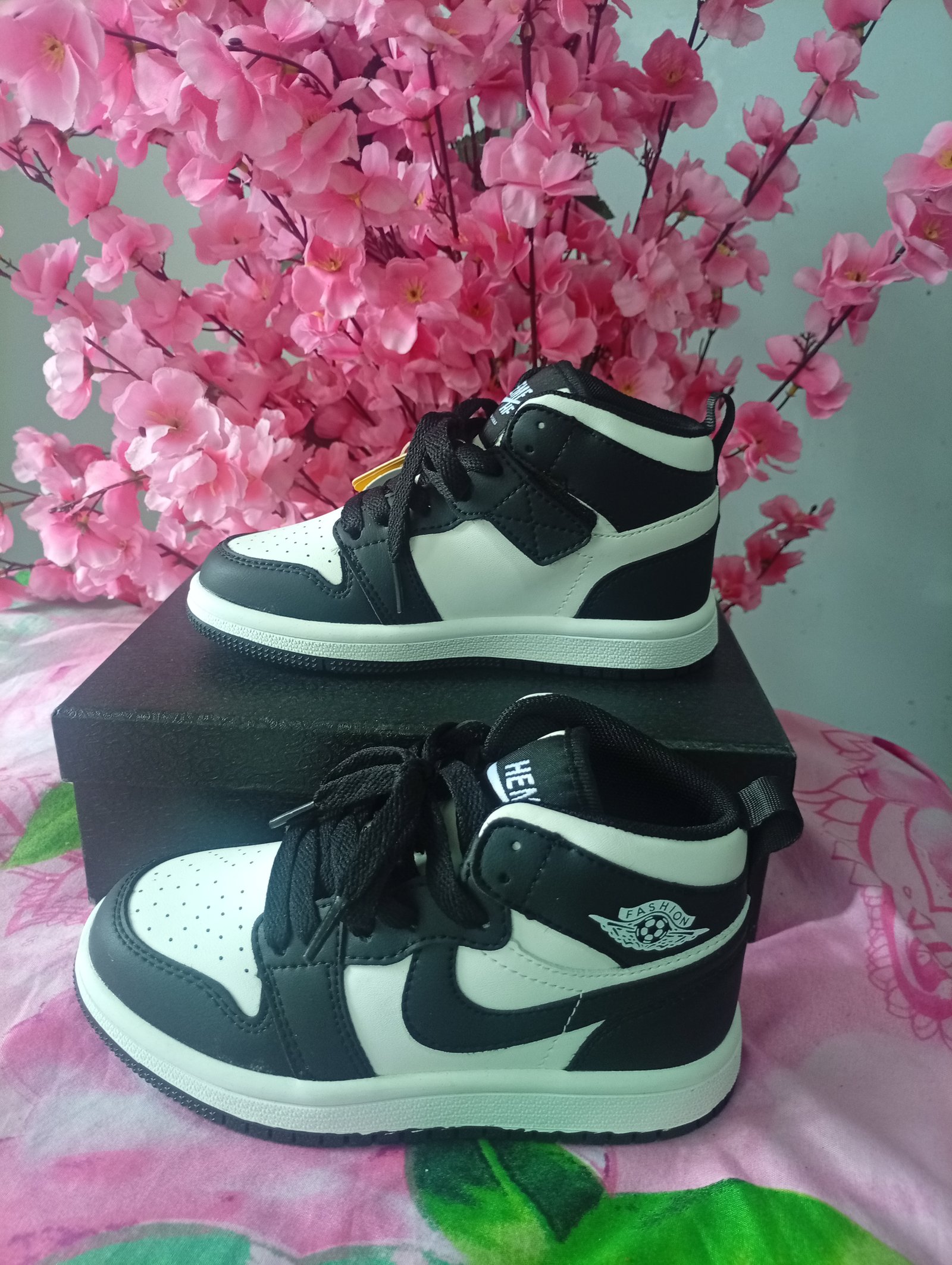 Sneakers 48