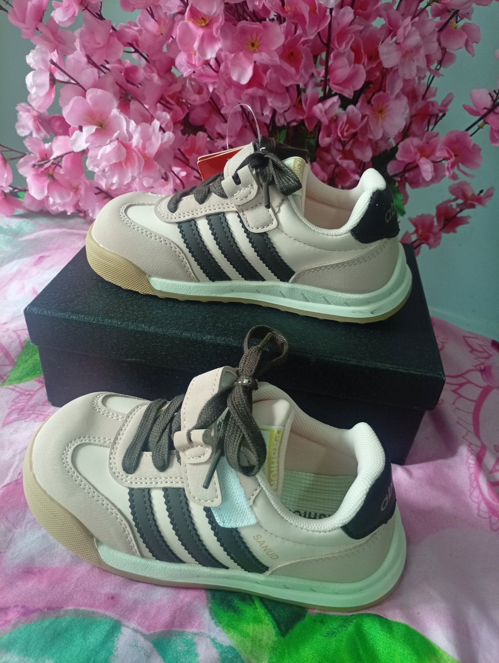 Sneakers 52