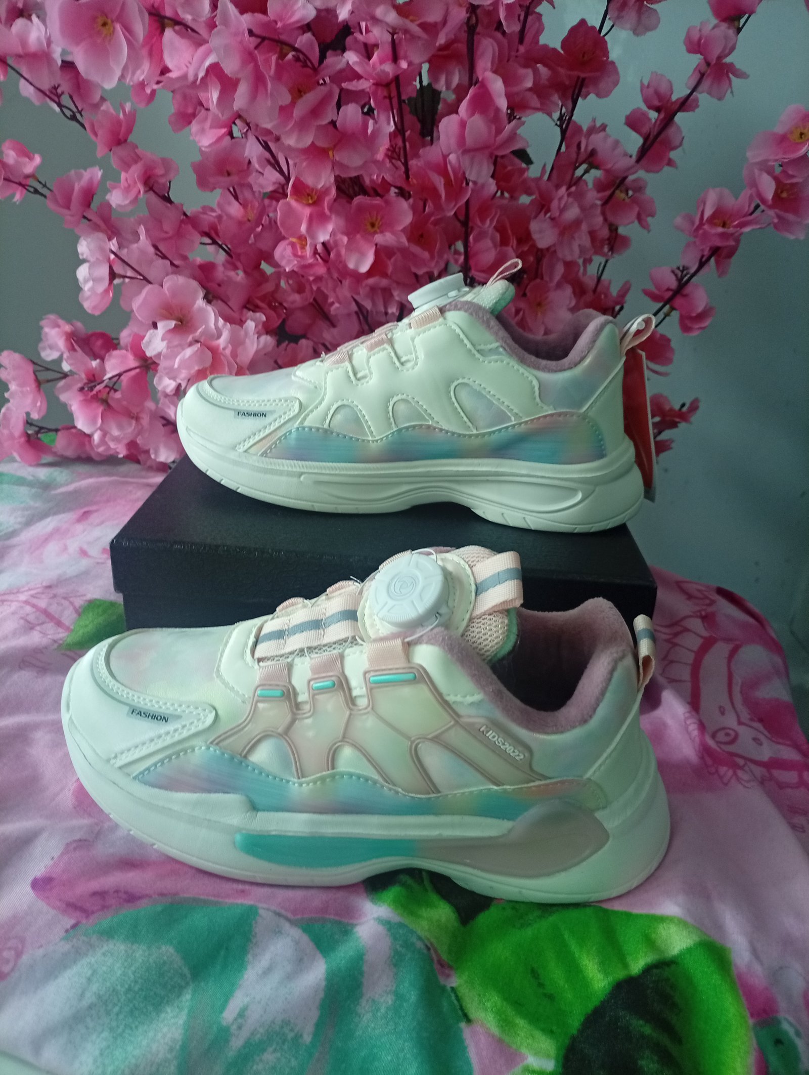 Sneakers 64