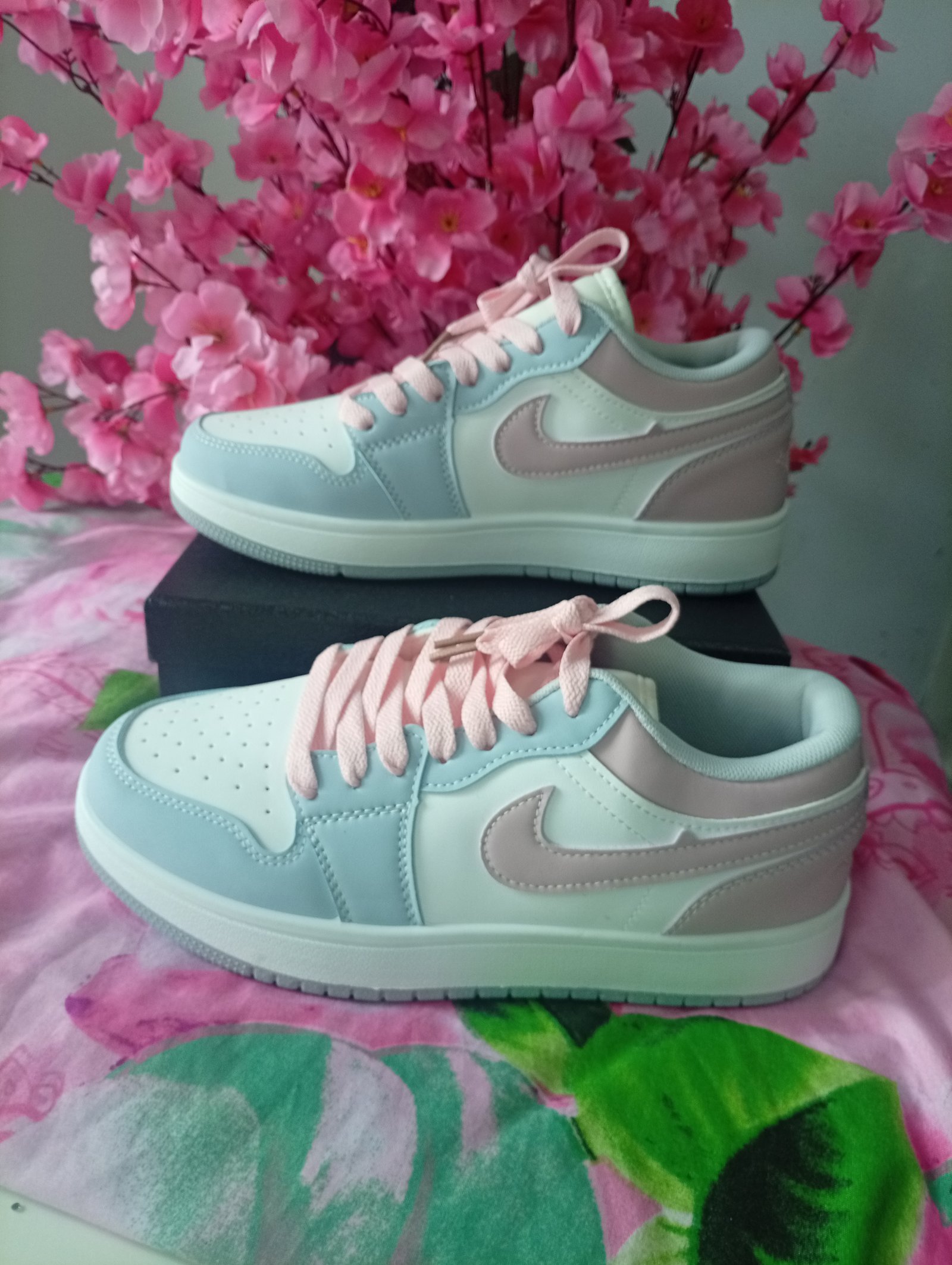 Sneakers 69